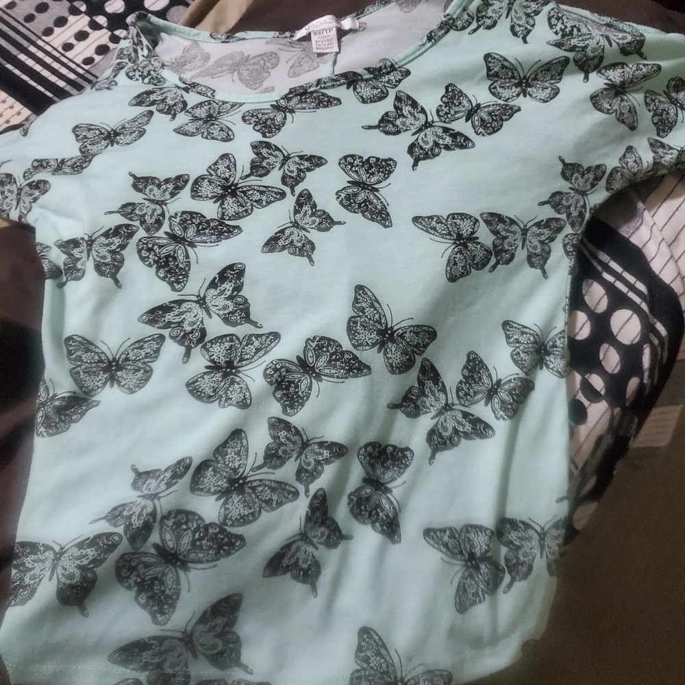 Blouse - Picture 2 of 3